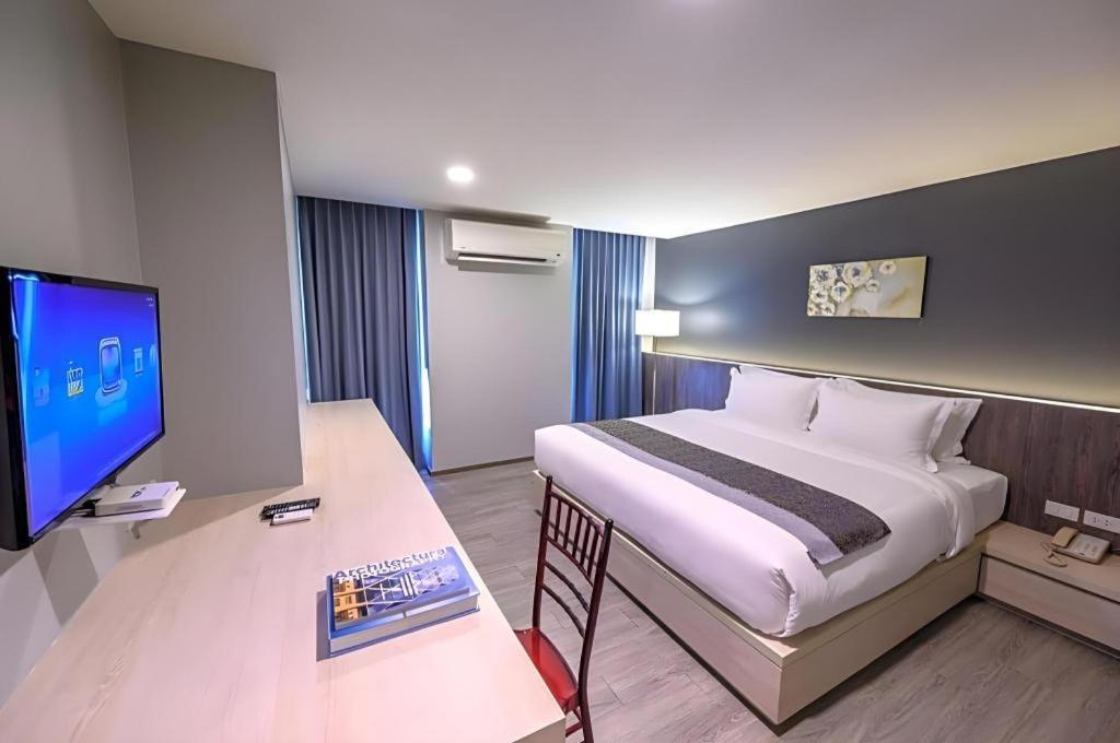 Iwish Hotel Bangkok Luaran gambar