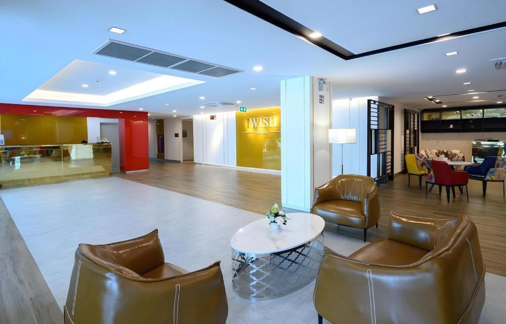 Iwish Hotel Bangkok Luaran gambar