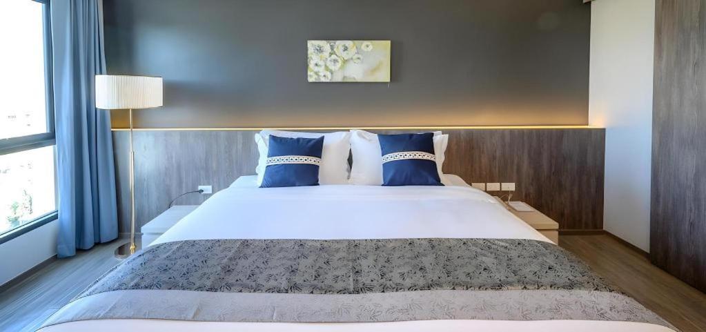 Iwish Hotel Bangkok Luaran gambar