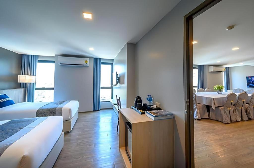 Iwish Hotel Bangkok Luaran gambar