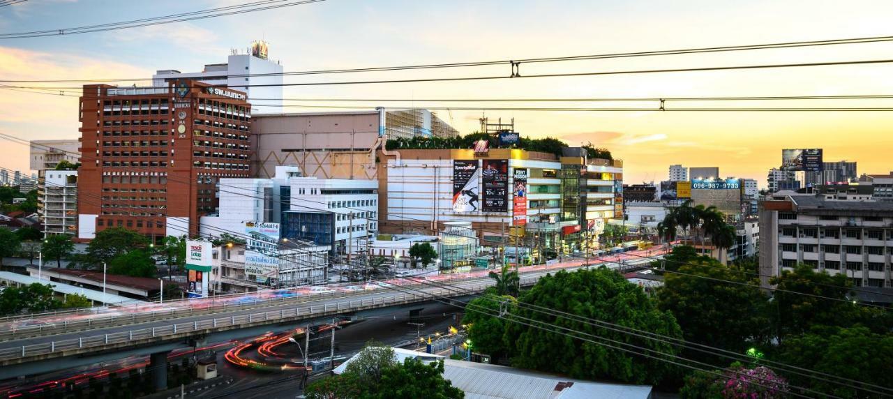 Iwish Hotel Bangkok Luaran gambar